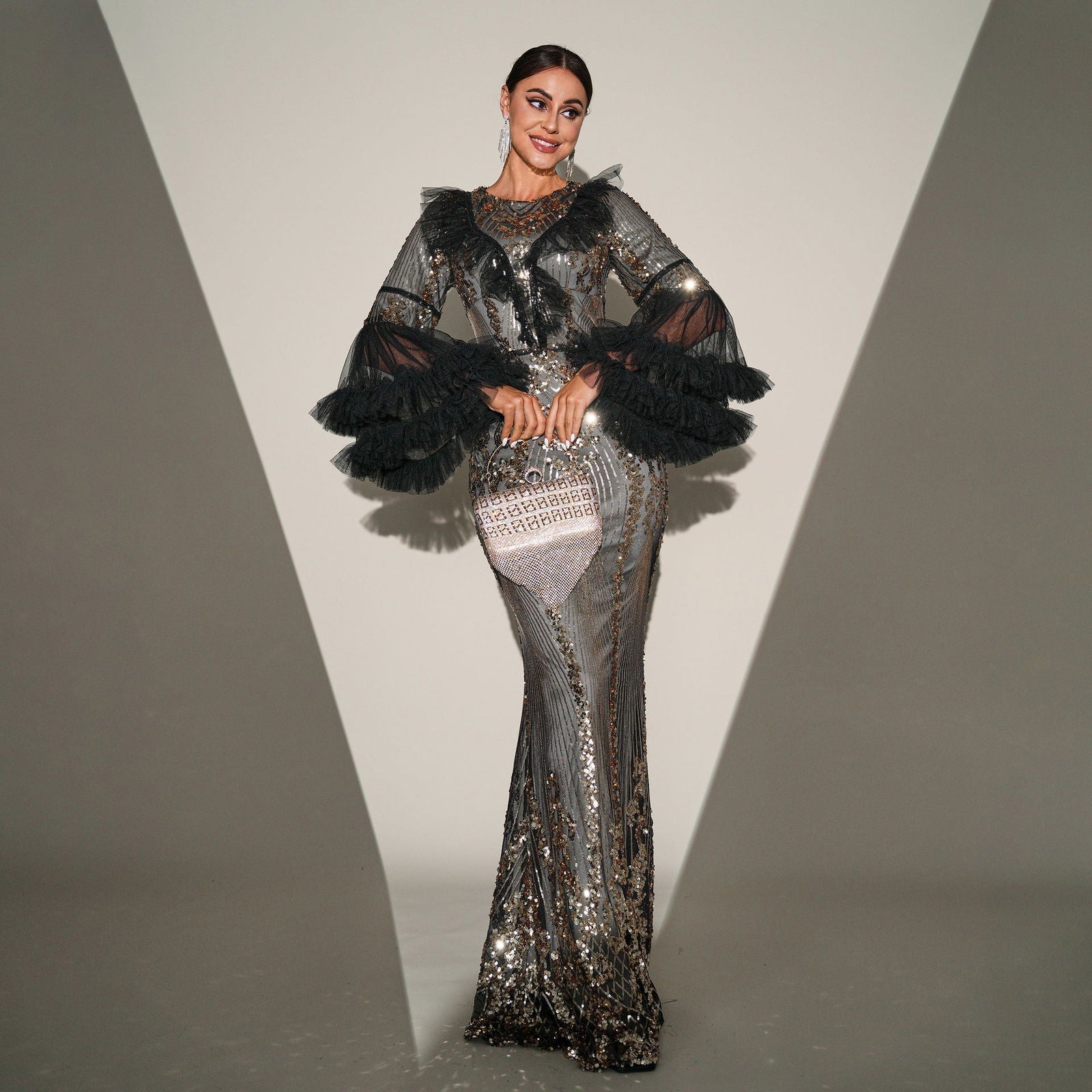 High End Long Sleeve Crew Neck Long Sequined Cocktail Fishtail Evening Dress Bridesmaid Dress