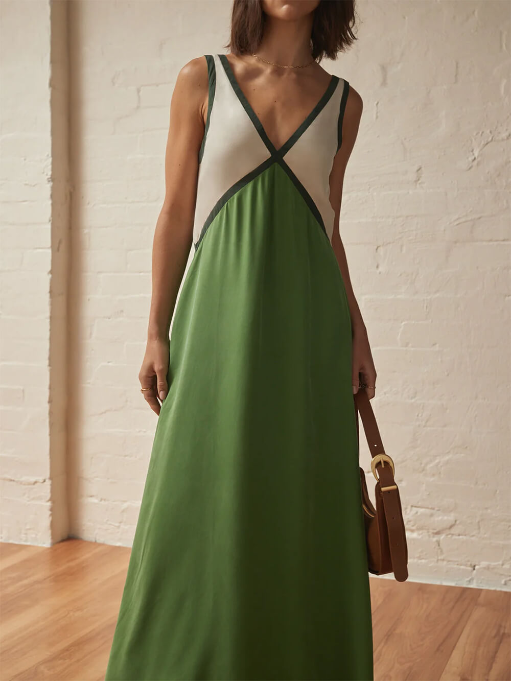 Splicing Chic V - neck Contrasting Color Dress
