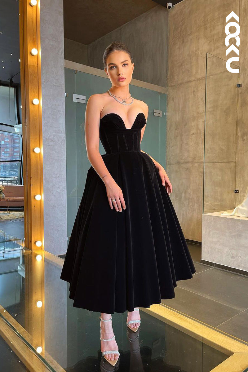 L1696 - Sweetheart Strapless Velvet A-Line Prom Evening Gown