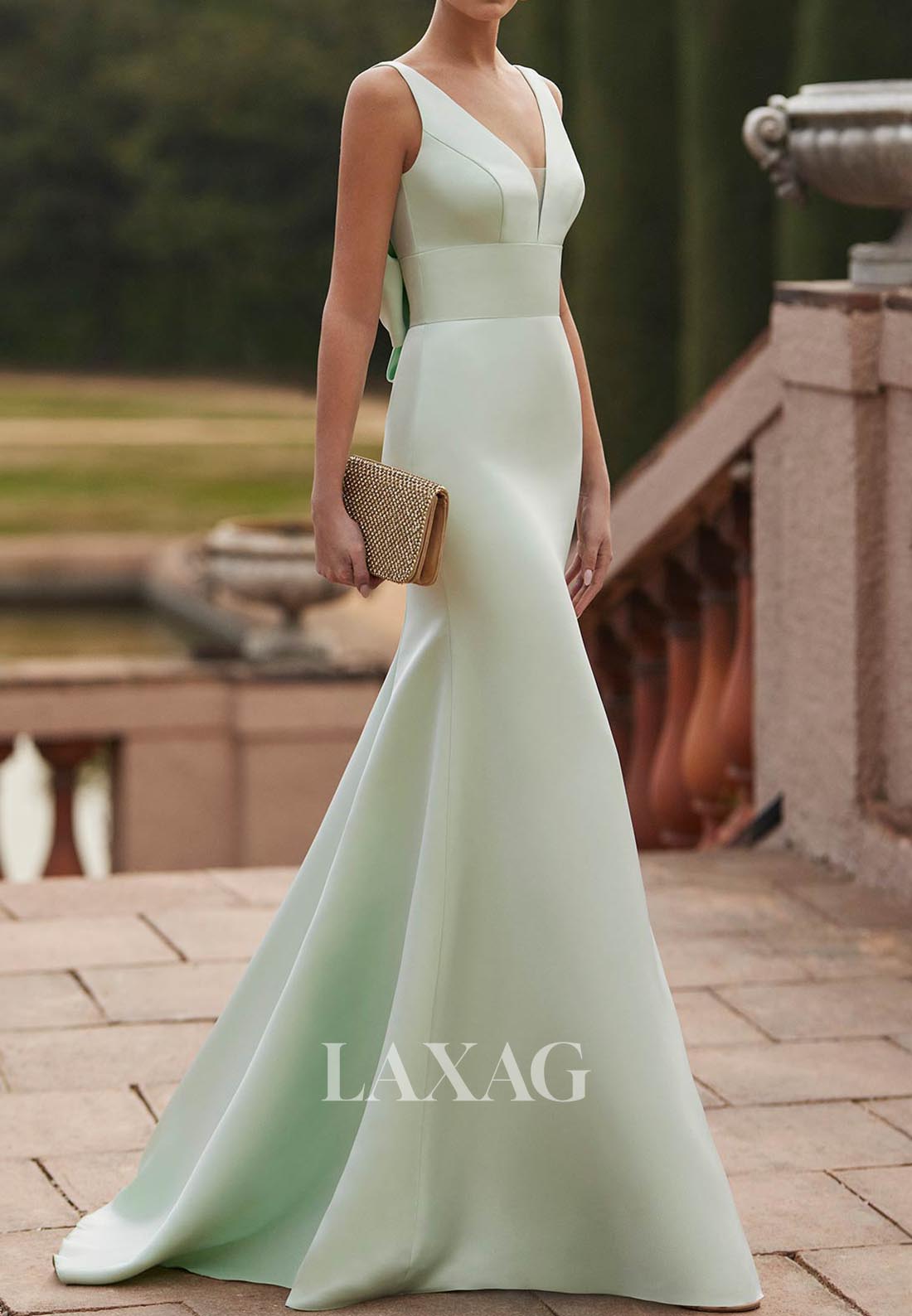 Deep V-Neck Straps Sleeveless Satin Trumpet Mermaid Simple Mother of the Bride Dress with Bow