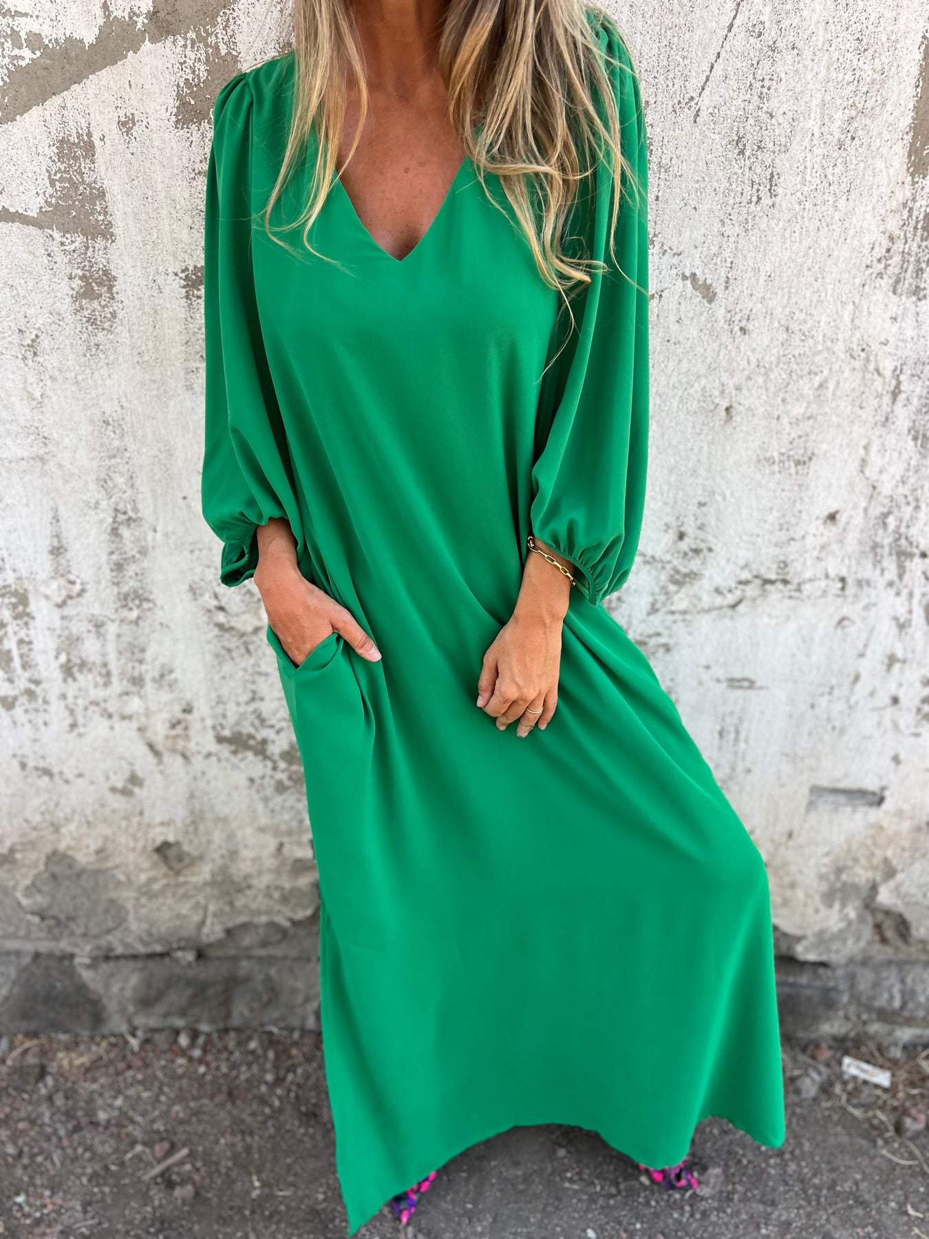 Tailored Dress Inspired by Contemporary Streetwear Fashion 9