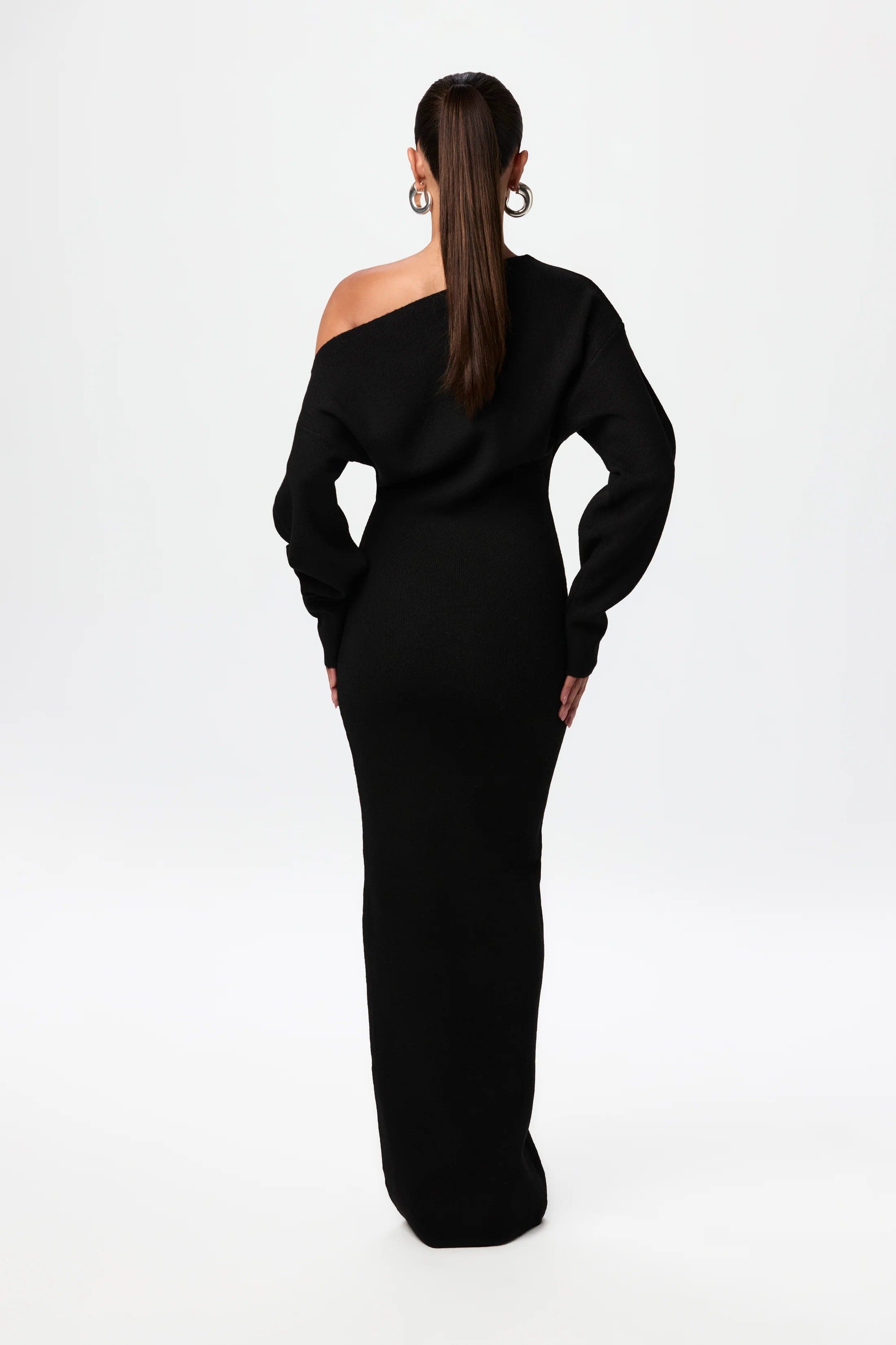 Ramona Aesthetic Sweater Dress with Dropped Shoulders Premium Wardrobe Essential