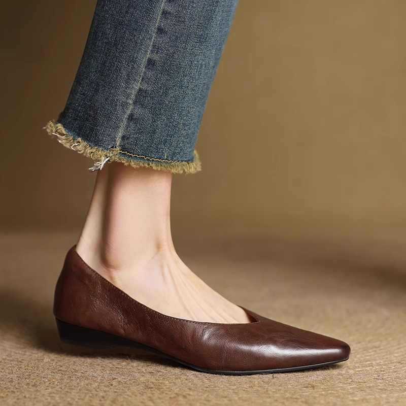 Pointed Toe V Cut Slip On Flats