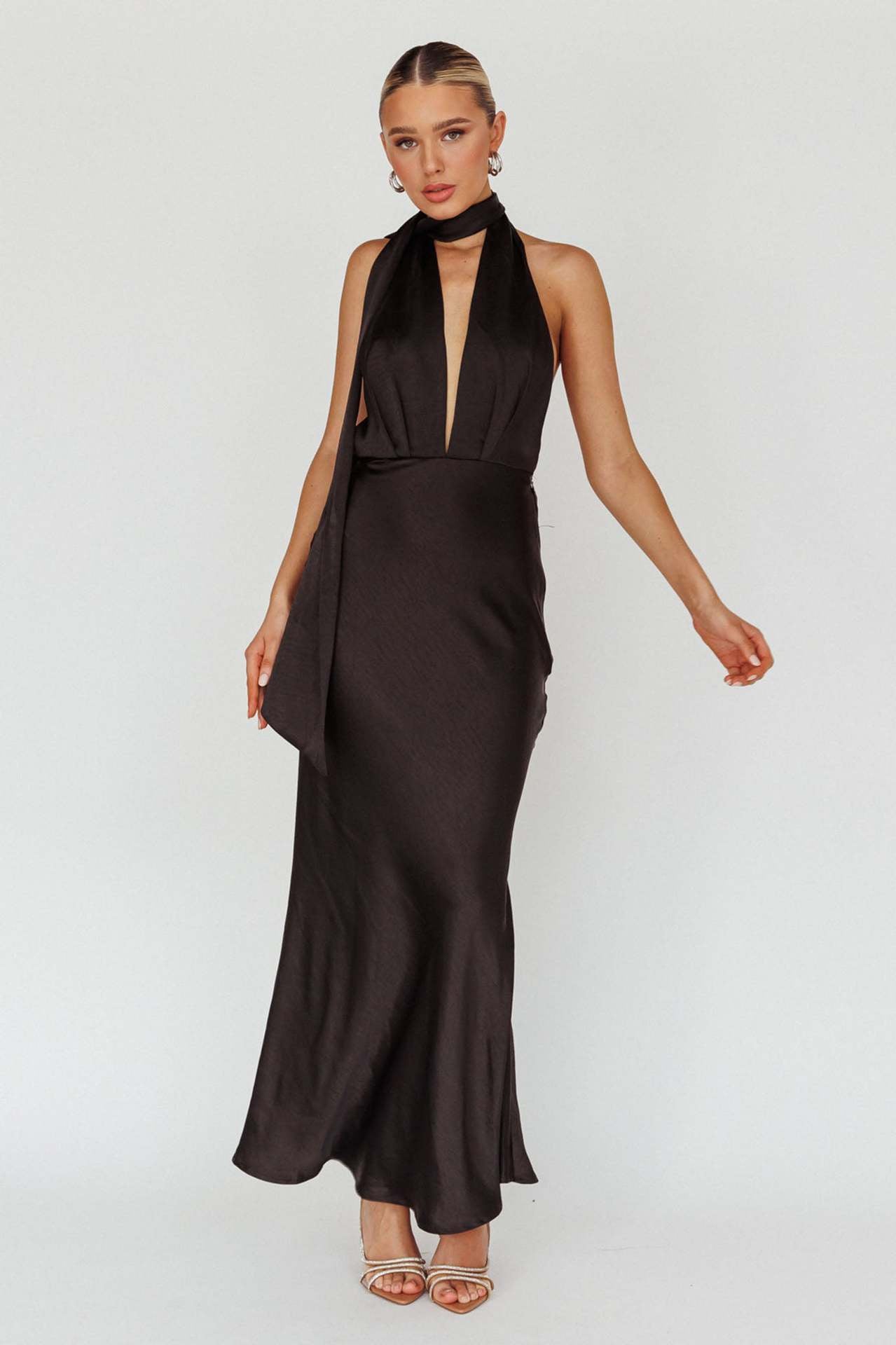 Backless Halter-Neck Dress