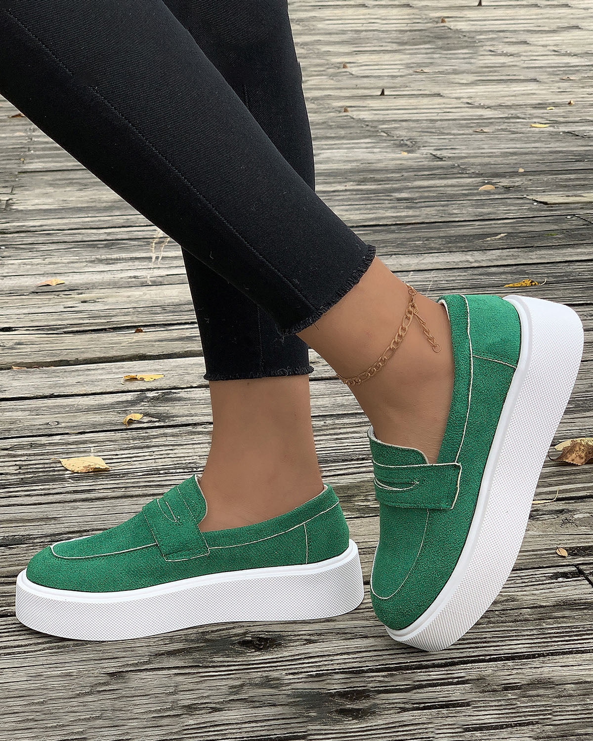 Shallow-cut Vamp Flat Slip-on Loafers