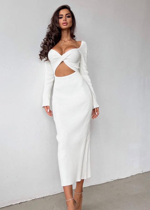 Twist Elegance Knit Midi Dress