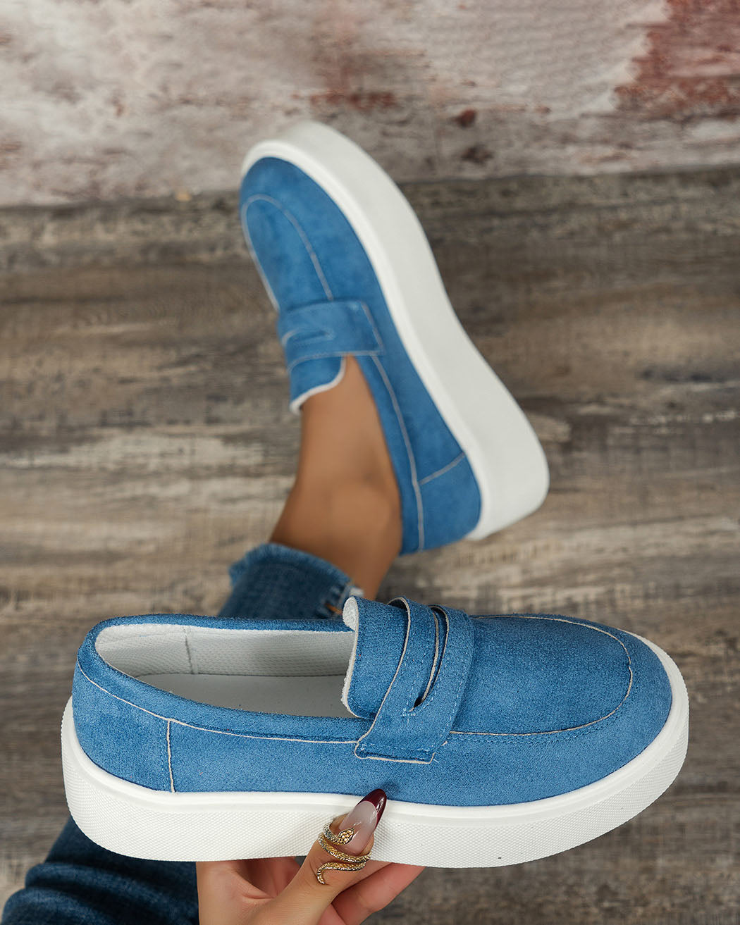 Shallow-cut Vamp Flat Slip-on Loafers