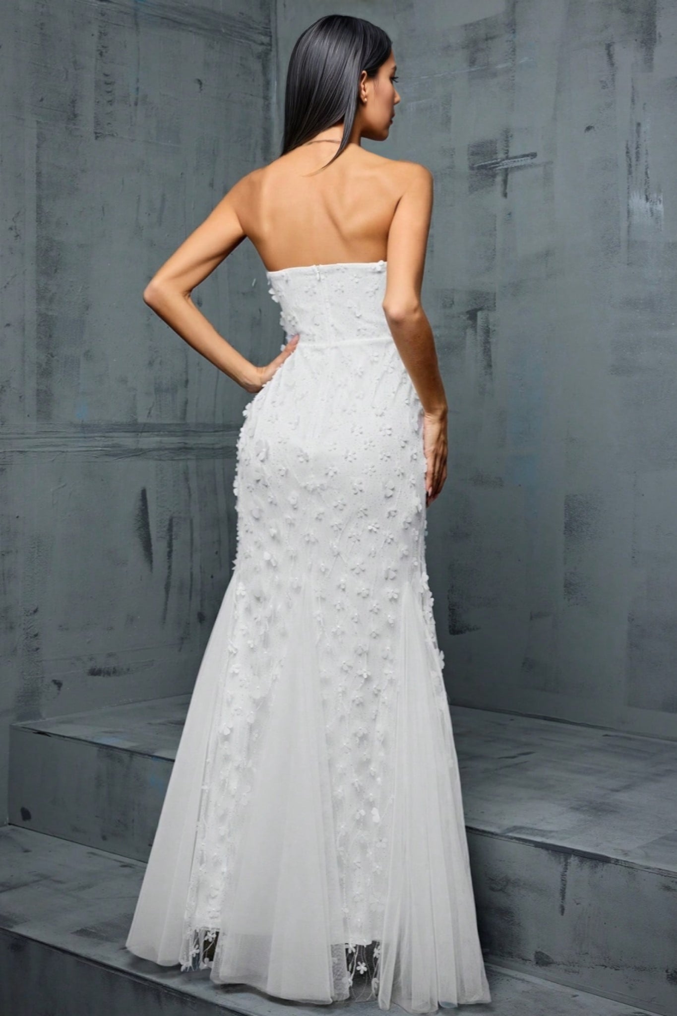 Zenoa V-Neck Fishtail Mesh Maxi Dress - View 5