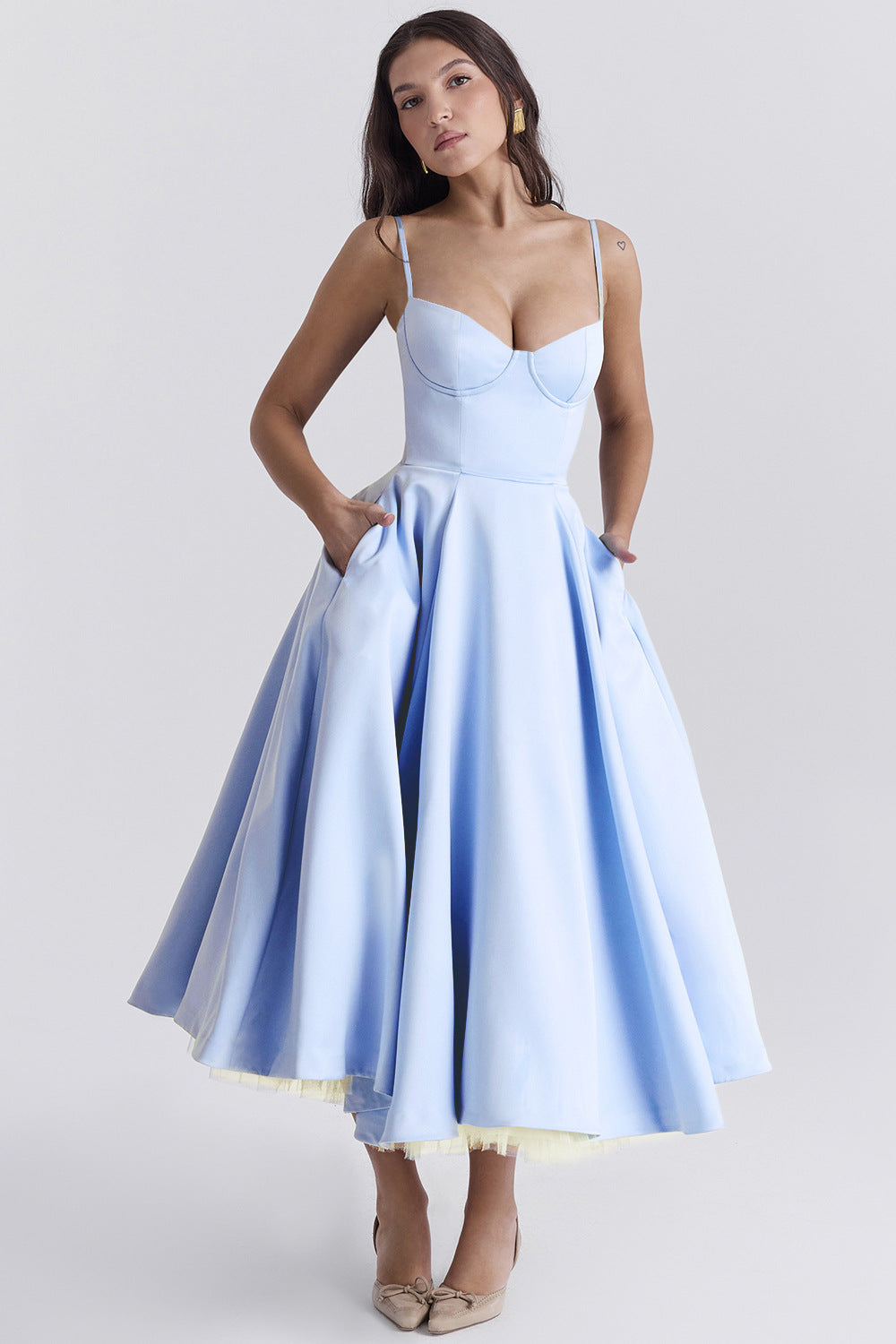 Alexia Aesthetic Silhouette Dress Designer Edit