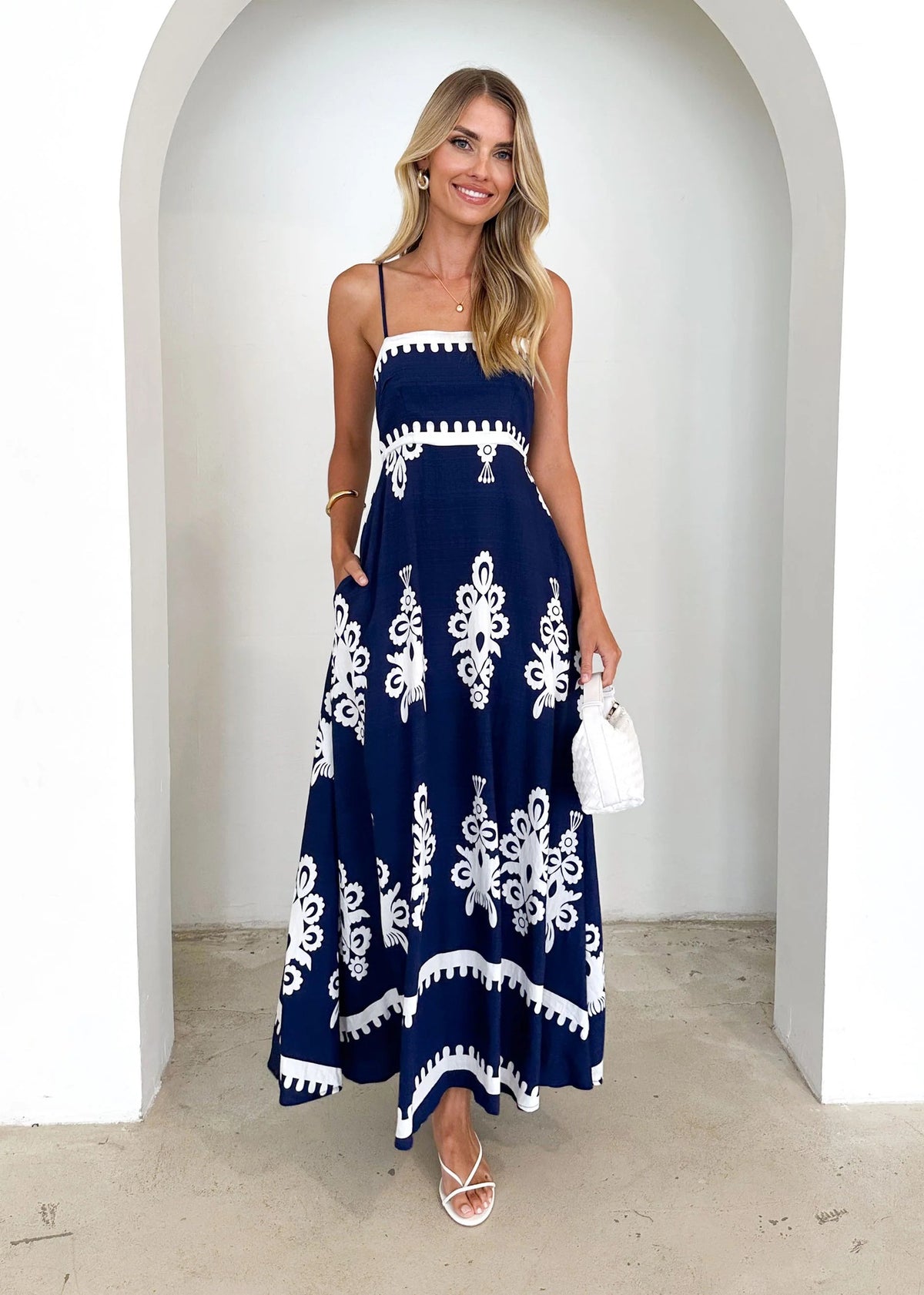 Damask Print Spaghetti Strap Fit and Flare Maxi Dress with Pockets 2