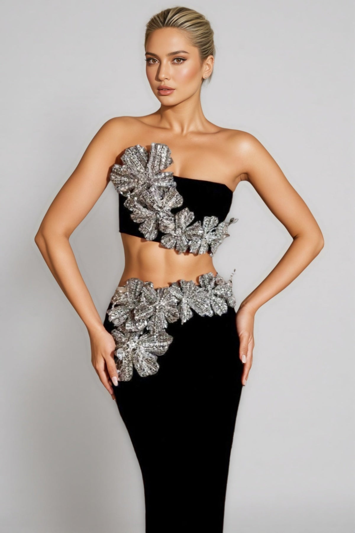 Rhinestone Flower Applique Strapless Crop Top and Maxi Skirt Two Piece Set 2