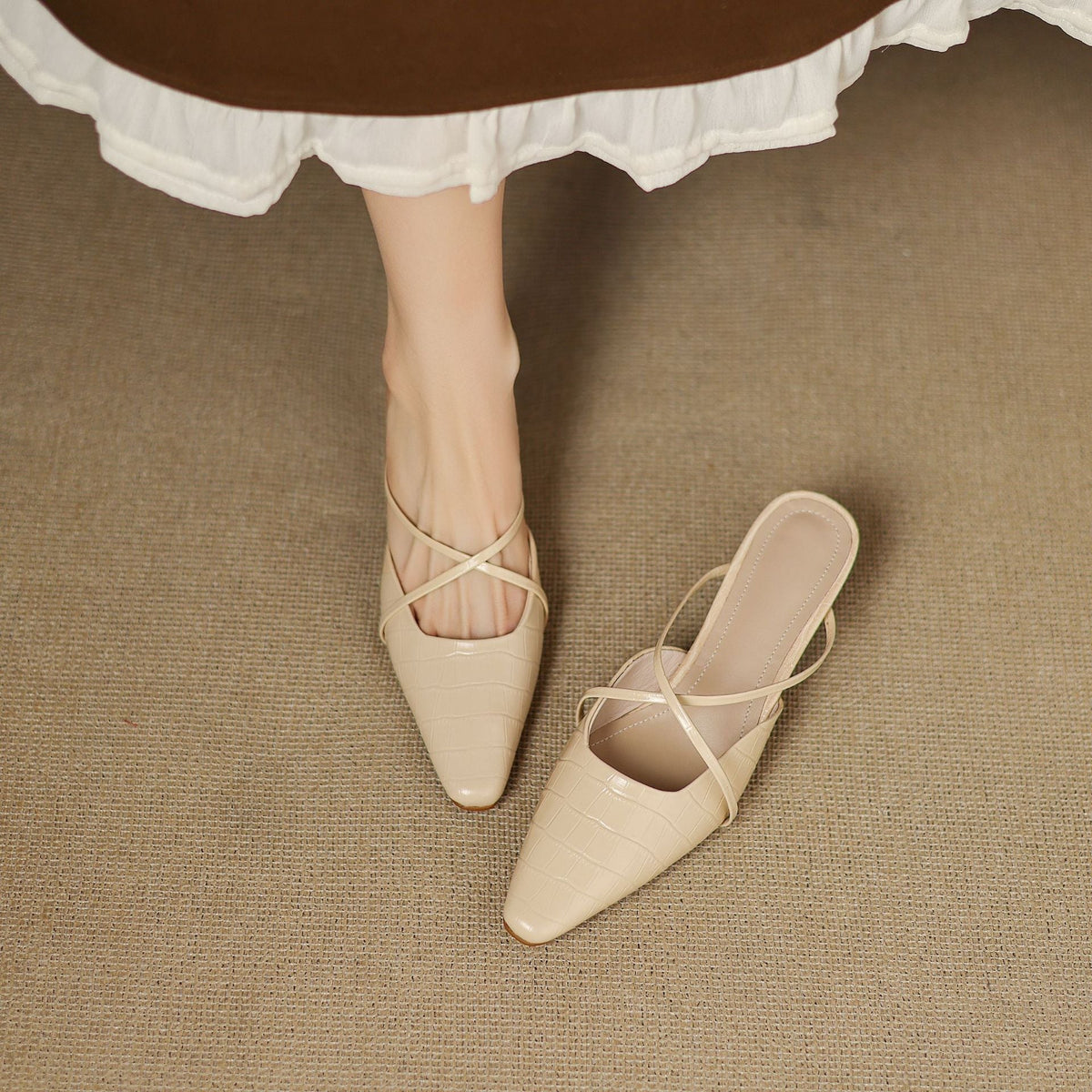 Pointed Toe Croc Look Kitten Heel Slingback Mules