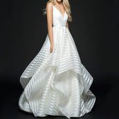 Backless Lace Mid Waist Small Tail Beautiful Light White Dress