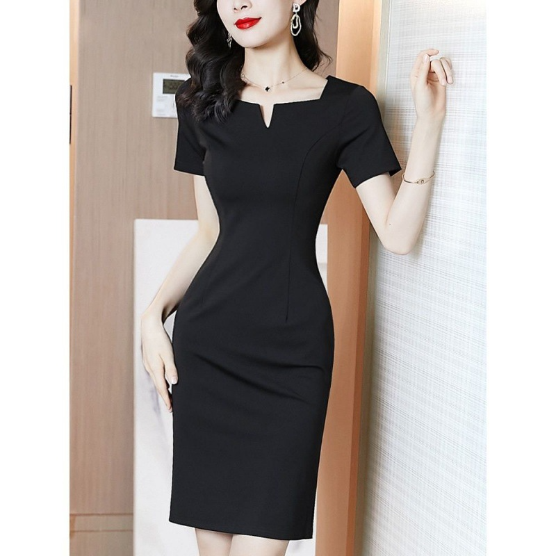 Verónica Minimalist Pencil Dress for Women Elevated Occasion Wear