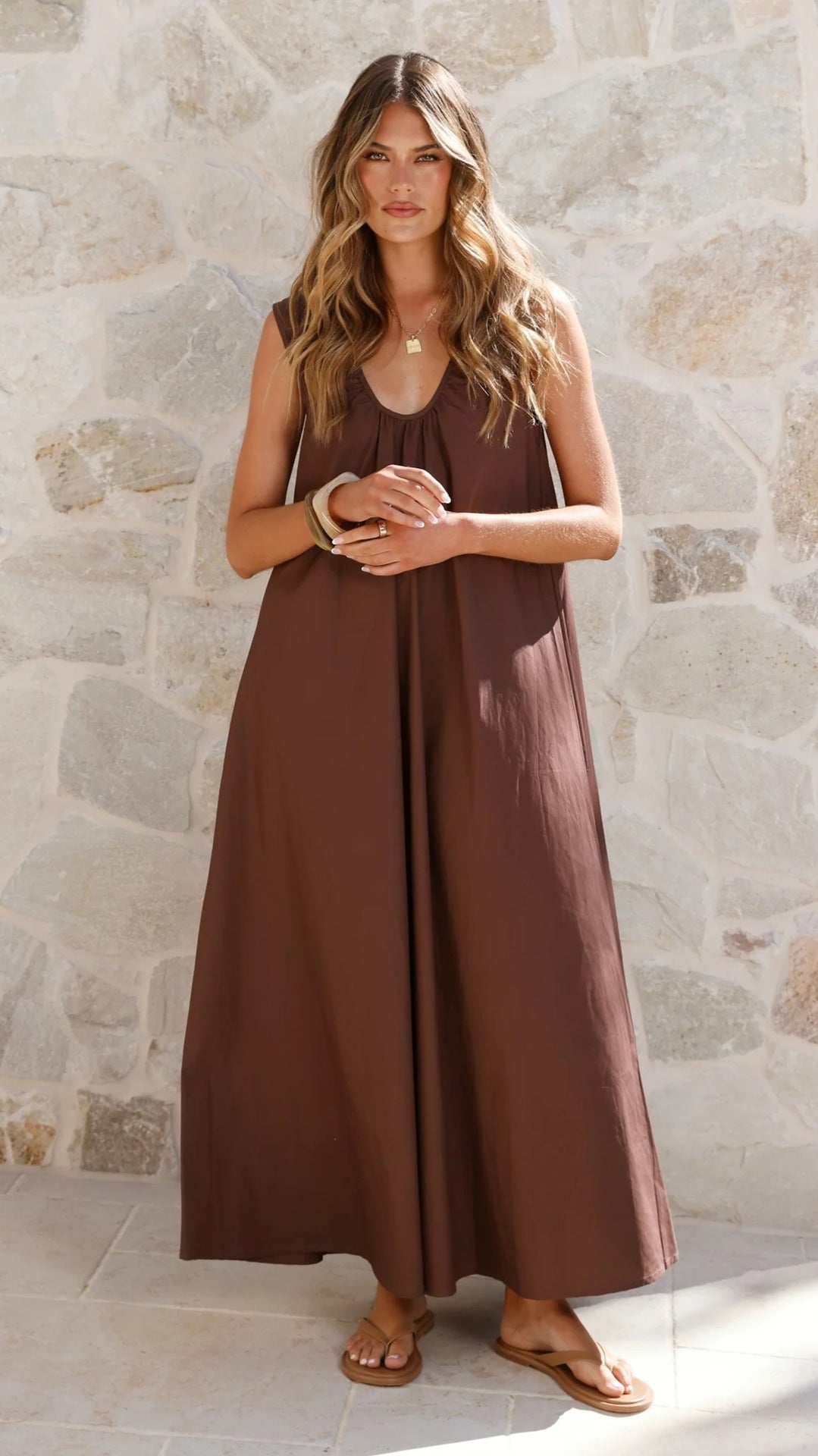 Scoop Neck Sleeveless Gathered Loose A-Line Maxi Dress 3