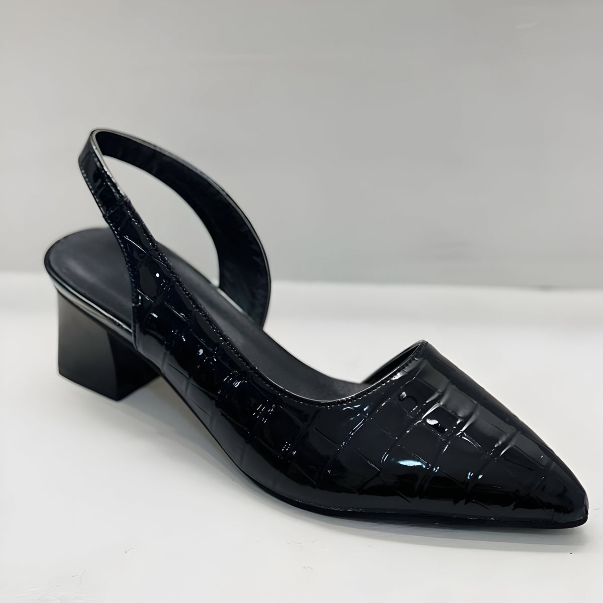Pointed Toe Slingback Block Heel Pumps