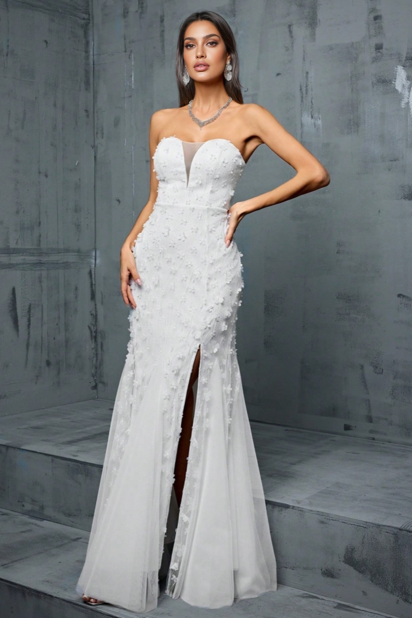 Zenoa V-Neck Fishtail Mesh Maxi Dress - View 4