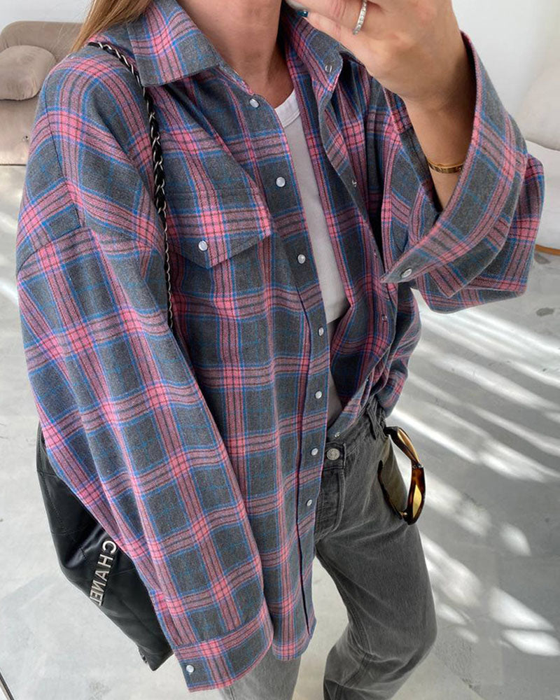 Notched Lapel Loose-Fit Plaid Long Sleeve Pocket Shirt