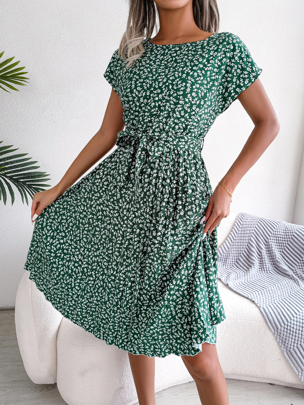 Ditsy Floral Short Sleeve Belted Pleated Midi Dress 6