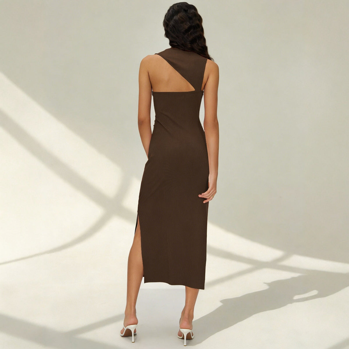 Ribbed Knit V-Neck Sleeveless Ruched Side Split Midi Dress 3
