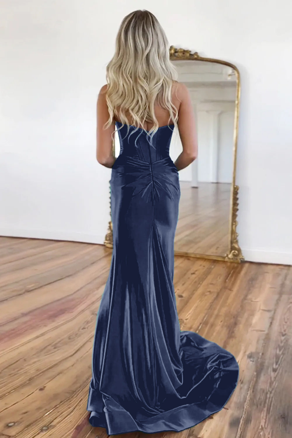 Green Gorgeous Mermaid Sweetheart Satin Prom Dress With Split