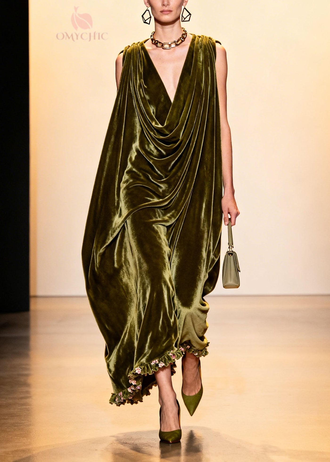 Plus Size Green Ruffled Floral Patchwork Velvet Robe Dresses Sleeveless