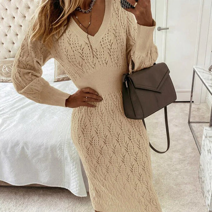 Penelope Timeless And Elegant Dress with Relaxed Fit and Boutique Fashion Look