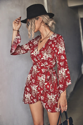 Arm Gown With Irregular Flared Flowered Design S / Black