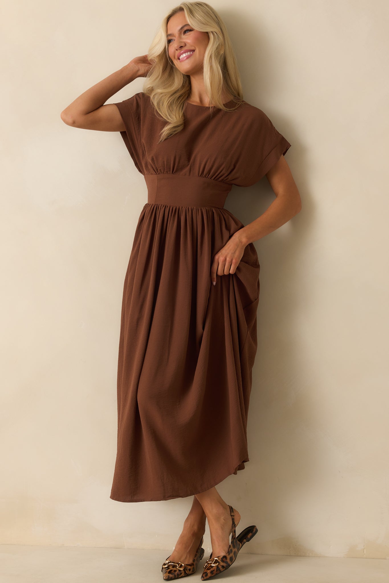 Round Neck Short Sleeve Ruched Waist Midi Dress