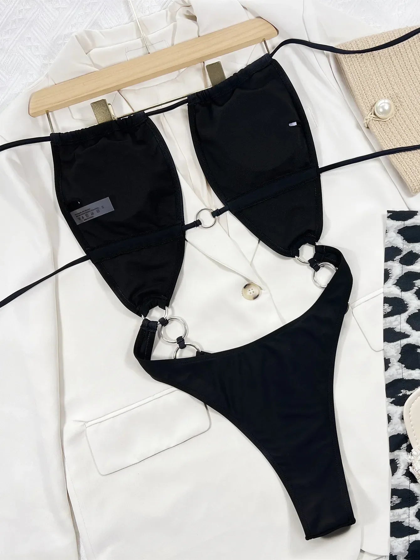 A Lonely Runner Monokini