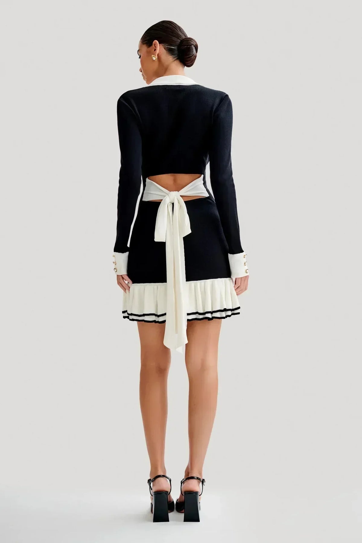 Contrast Collar Button Front Long Sleeve Ruffle Hem Knit Mini Dress 10