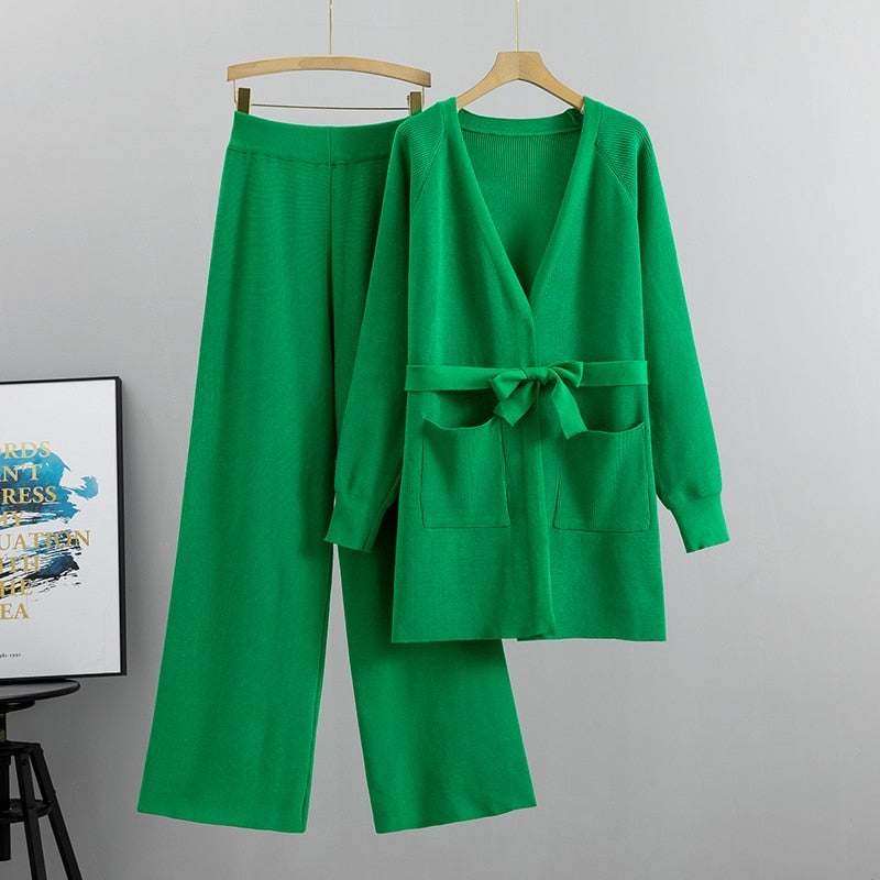 A Little Step Forward Pant Set