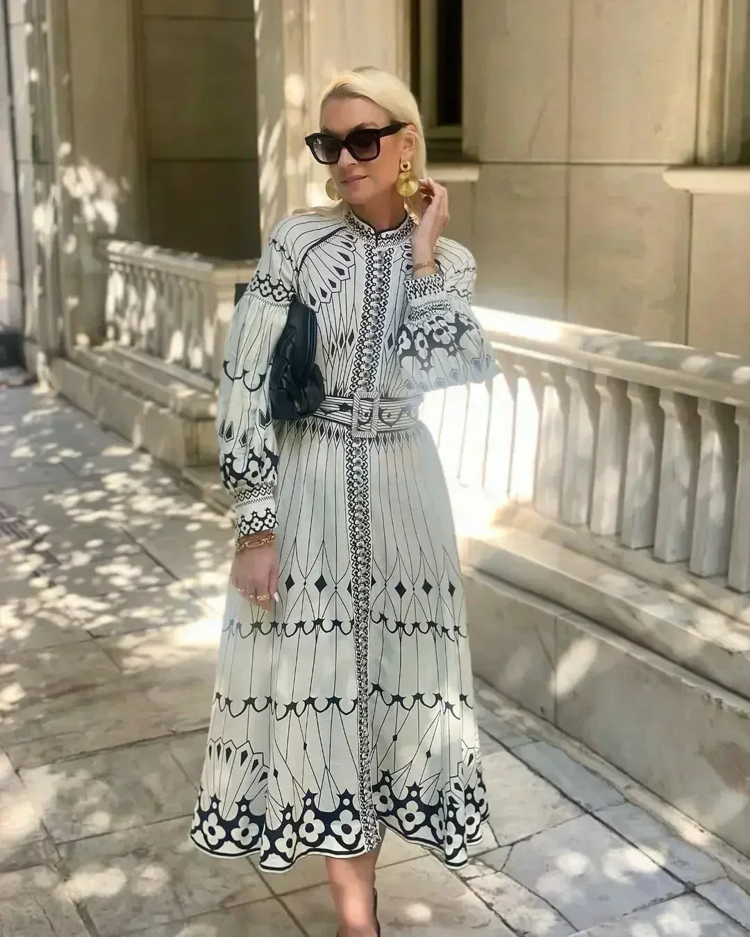 Mirabel - Elegant Retro Pattern Print A-Line Dress Beige