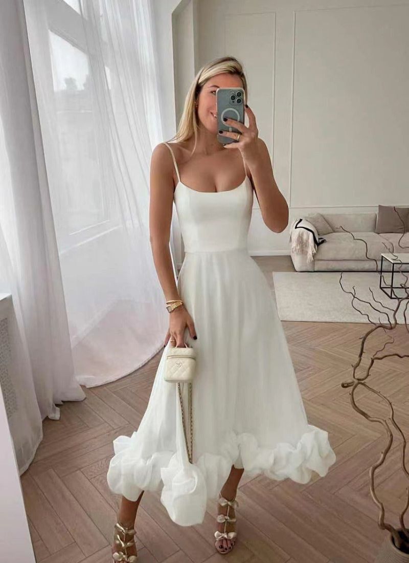 Giovanna Minimalist Stylish Gala Dress Boutique Collection