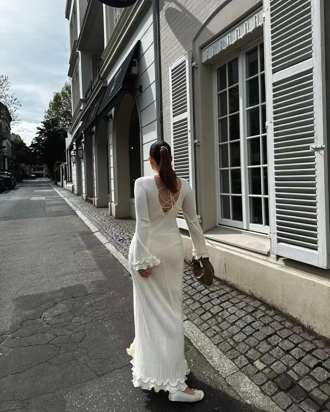Autumn Ladies Elegant Flared Sleeve Knitted Dress Women Fashion Crew Neck White Slim Robes Summer Female Party Dresses