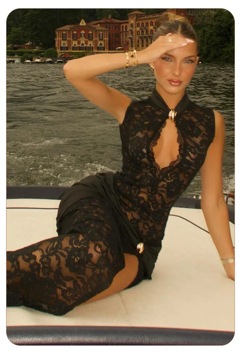 MARIA LACE MAXI DRESS