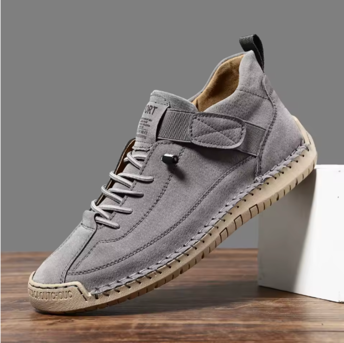 Lace Up Low Top Casual Sneakers