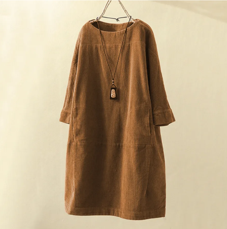 Classic Dress Inspired by Contemporary Streetwear Fashion 4