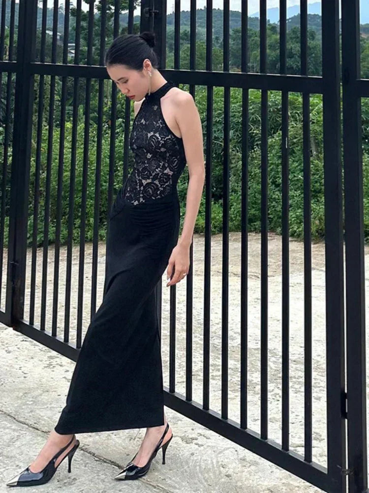 Lace Bodice Halter Neck Sleeveless Ruched Waist Fitted Maxi Dress 3