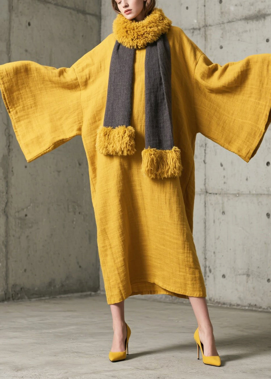 Oversized Gauze Batwing Sleeve Midi Dress and Faux Fur Trim Scarf Two Piece Set