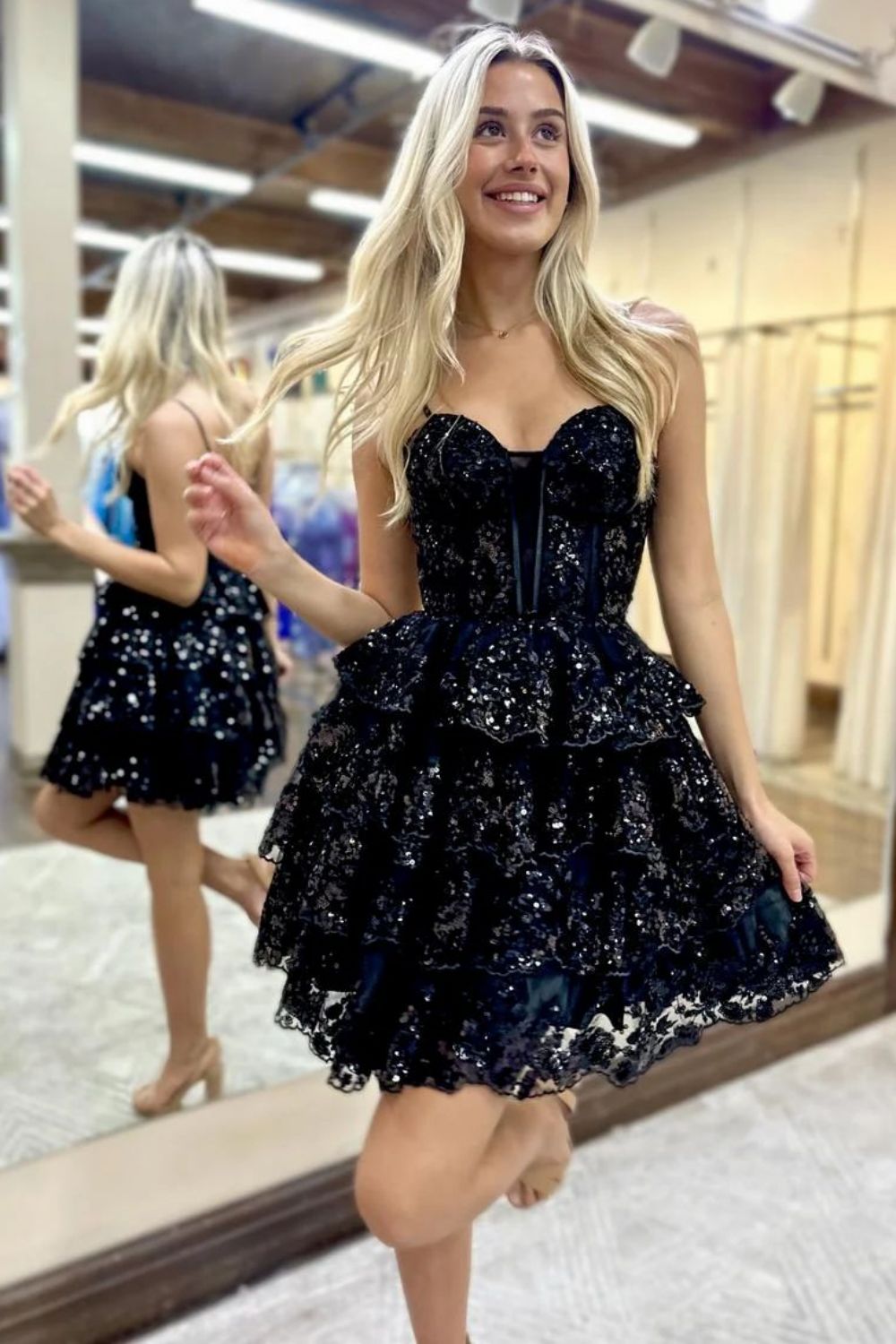 Sparkly Stunning A-Line Spaghetti Straps Short Homecoming Dress With Appliques