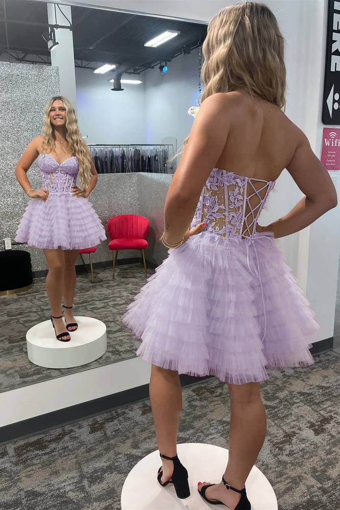 Stunning A-Line Sweetheart Lace Up Short Tiered Tulle Homecoming Dress