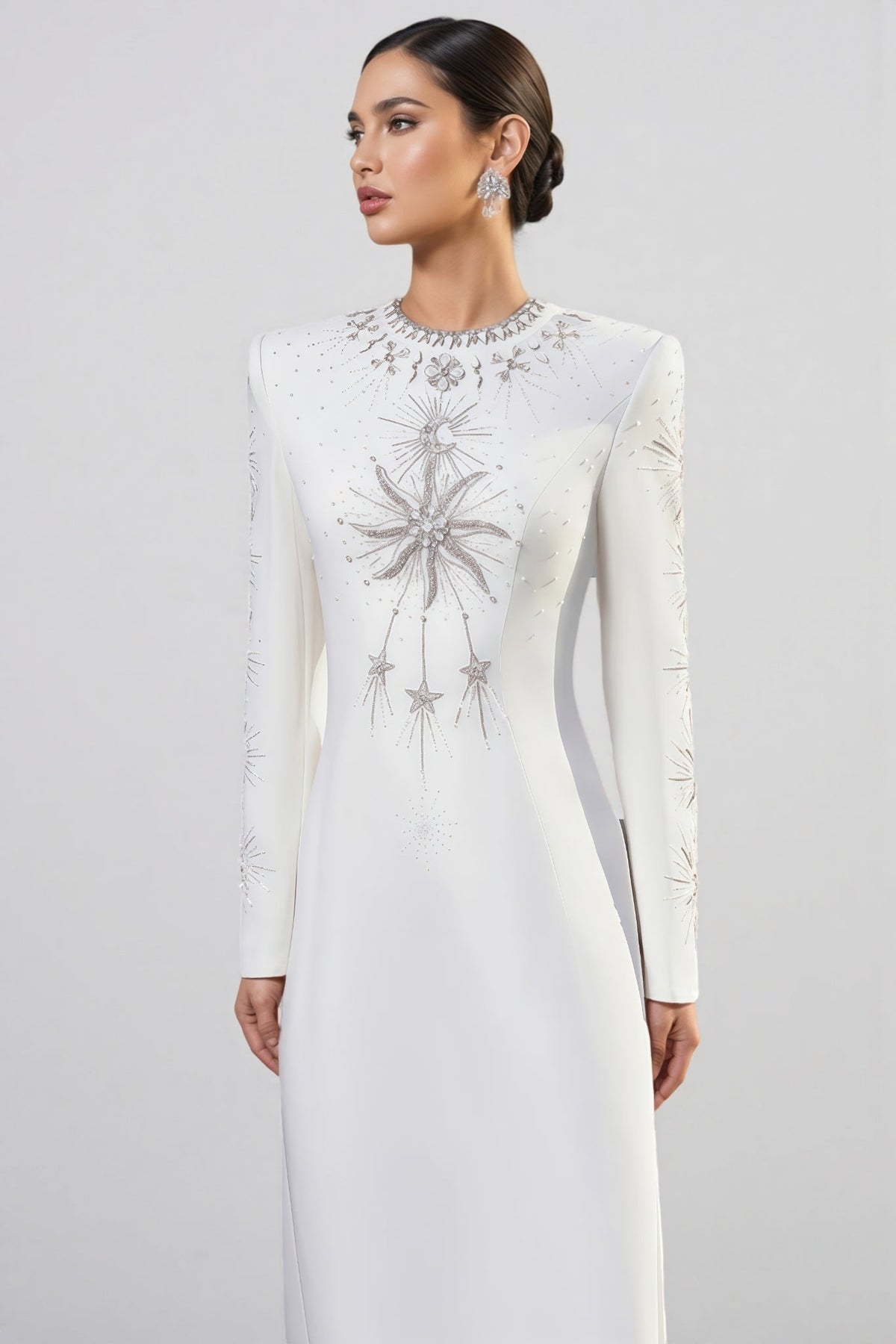 Round Neck Long Sleeve Rhinestone Starburst Beaded Column Maxi Gown 3