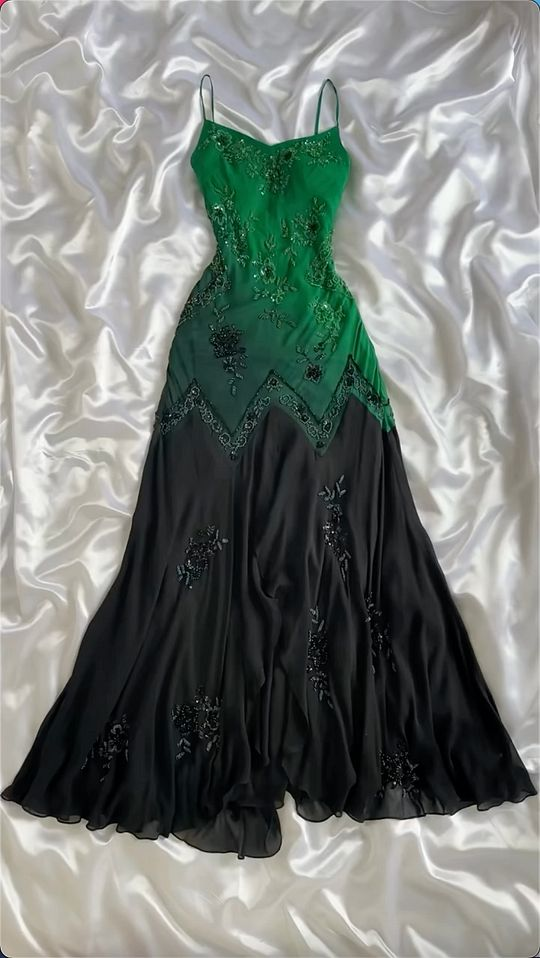 Unique Spaghetti Straps Green Ombre Chiffon Evening Dress Prom Dress With Beading cc1961