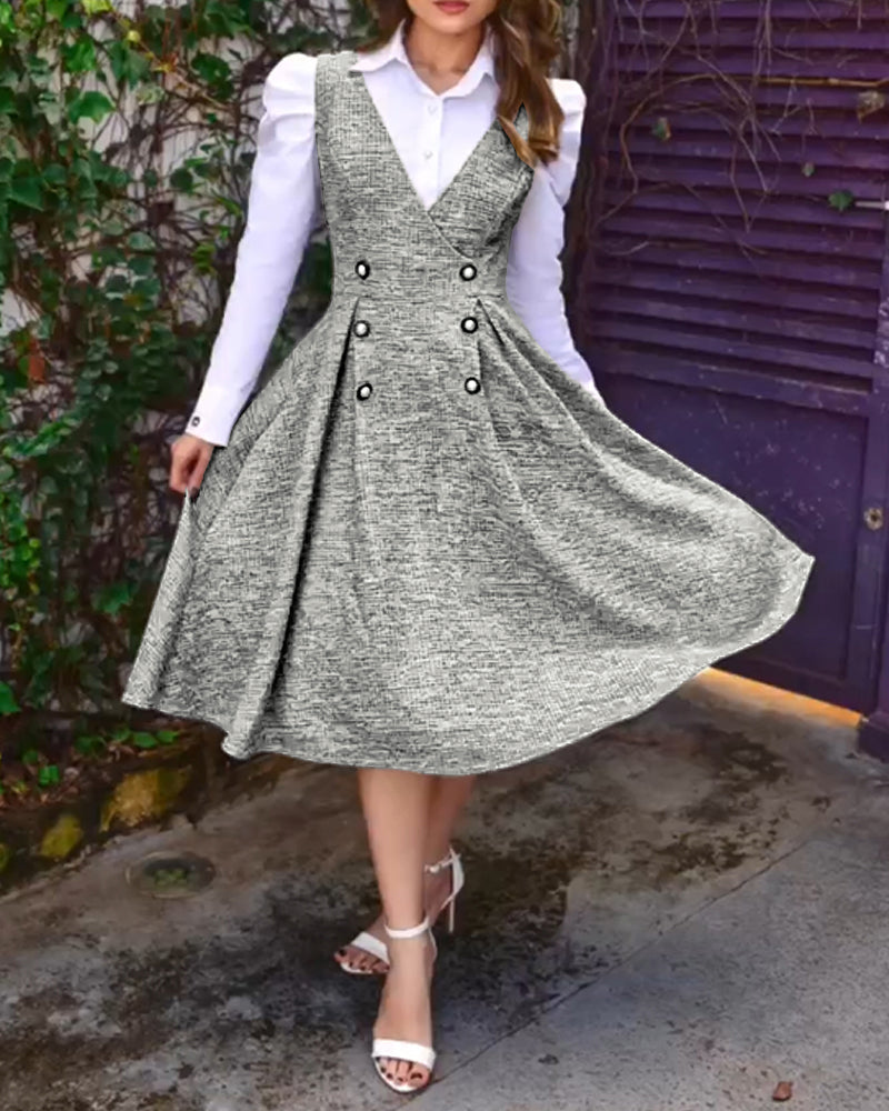 Elegant A-Line Cocktail Dress with Lace Accents and Sleeveless Design