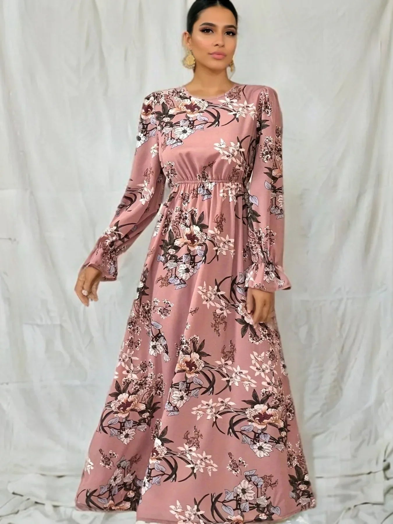 Larisa Effortless and Fashionable Dress Designer Edit