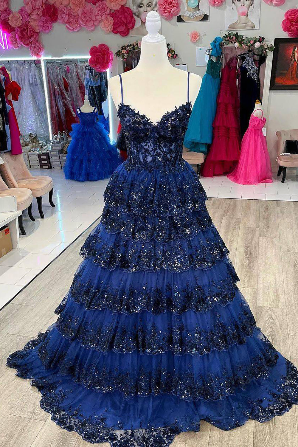 Princess A-Line Spaghetti Straps Long Glitter Prom Dress With Appliques