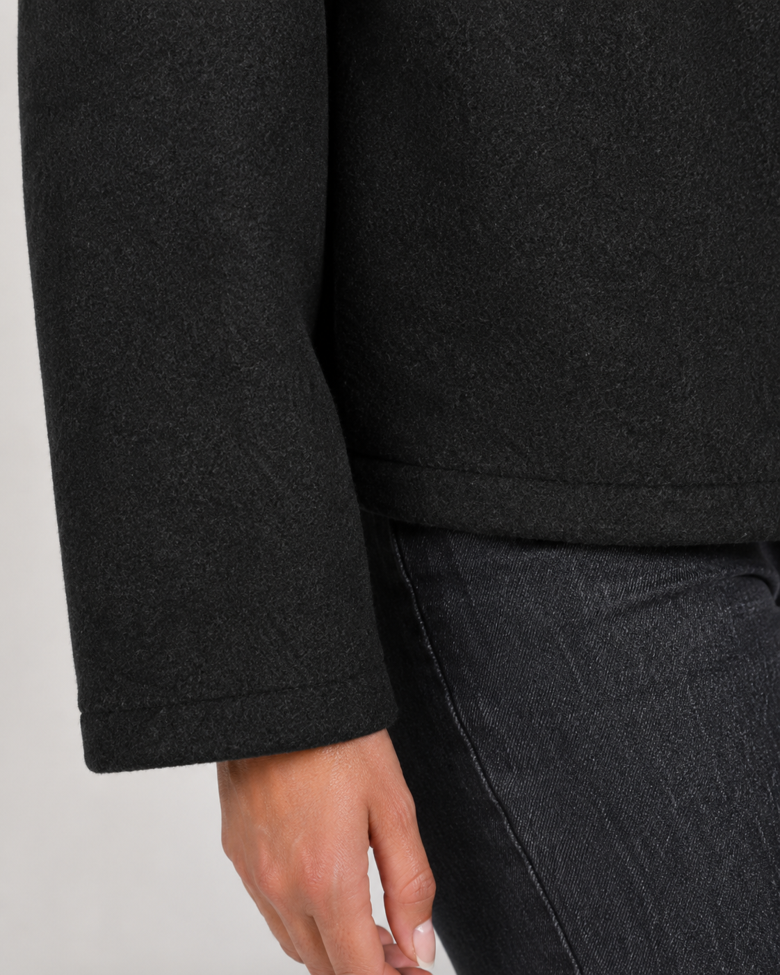 Women's Cropped Zip-Up Jacket with Collar