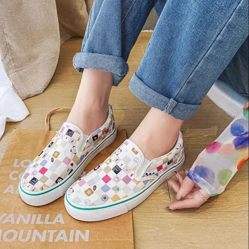 Womens Canvas Shoes Multicolor Checkerboard Design Men SlipOn Footwear Girls Flats Couple Summer Fashion Sneakers Size 3544
