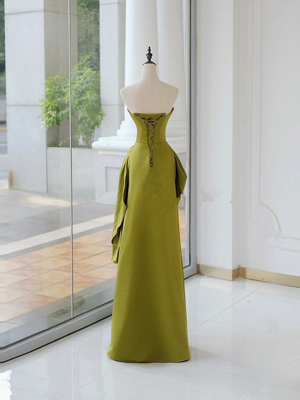 Chic Green Satin Strapless Appliques Prom Dress Long Party Evening Gown cc1545